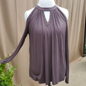Maurices cold -shoulder top in size Medium